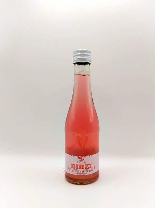 Dzirkstoša bērzu sula ar kakadē tēju un krustnagliņu. 10 gab x 200 ml